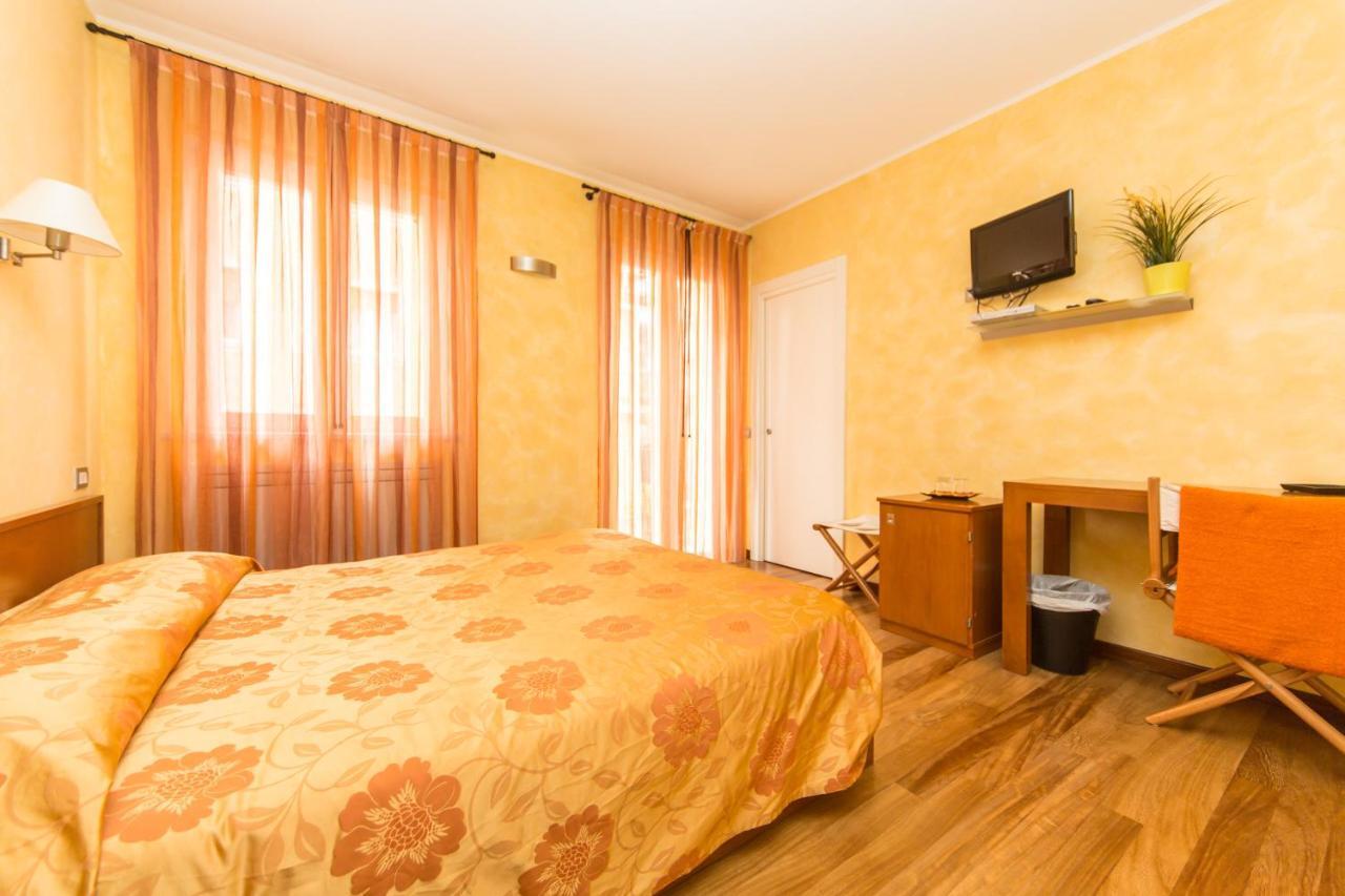 Oasi Hotel Леванто Экстерьер фото